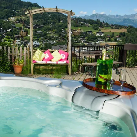 La Maison Du Vernay Guest house